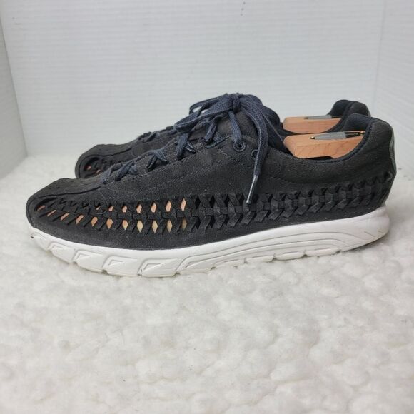 Nike Air Mayfly Woven QS Quick Strike Men's Sneaker Size 9.5 Black Suede Shoes - Picture 3 of 10